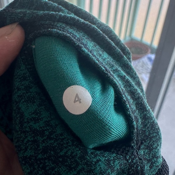 Lulu Lemon Leggings 3 Pack Bundle.  Great condition! - Picture 3 of 11